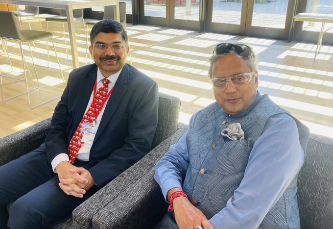 Consul General Dr. K Srikar Reddy @srikar_koppula was honored to meet with Dr. Shashi Tharoor (@ShashiTharoor) on the sidelines of the @sipec_stanford India Conference, exchanging perspectives on the India-U.S. partnership and the shared priorities shaping it.