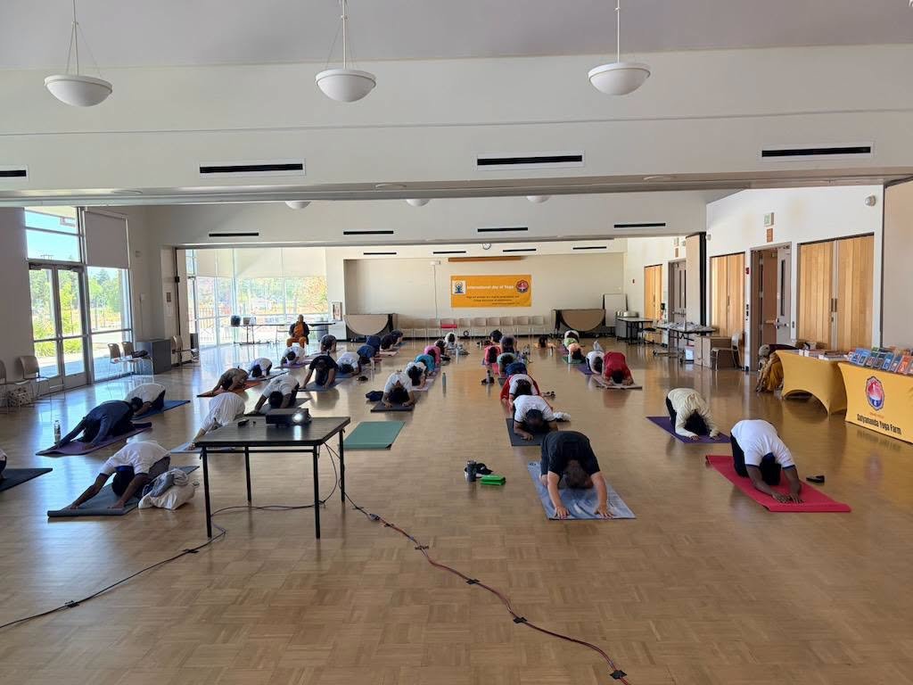 As part of the 12th #InternationalDayofYoga2026 celebrations, the Consulate General of India, San Francisco partnered with Satyananda Yoga Farm (Bihar School of Yoga) and Sunnyvale Community Center on June 20 for a rejuvenating yoga session promoting wellness and harmony, in keeping with this year's theme, “Yoga for Healthy Ageing.”