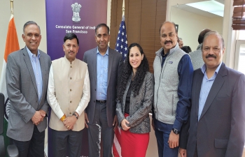 FalconX US Team led by Mr. Murali Chirala, Mr. Jaya Prasad Vejendla, Mr. Raju Indukuri, Ms. Lochan Alagh & Dr. Romesh Konda called on Consul General Dr. T.V. Nagendra Prasad on April 19, 2022 in his office to discuss ways to strengthen India – US cross border collaboration in #Startup sector. Consul General appreciated their initiatives and suggested more aggressive collaboration/mentor ship to startups from India