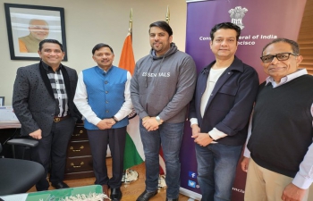 Chairman and Managing Director of PNG Jewellers Inc., India Dr. Saurabh V Gadgil and his team called on Consul General Dr. T.V. Nagendra Prasad at the Consulate General of India – San Francisco. They informed about the expansion plans of their company in California and briefed on the market situation.