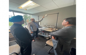 Tech Mahindra’s #5G Innovation Lab hosted Ambassador Taranjit Singh Sandhu and Consul General Dr. T.V. Nagendra Prasad during their visit to Seattle, Washington on December 6, 2022. Consul General valued the constant and continuous diversification of the Tech Mahindra’s approach. He thanked Mr. Bharath Krishnaswamy, Mr. Harshul Asnani and the team of Tech Mahindra for their hospitality and appreciated contributions of young engineers from India.