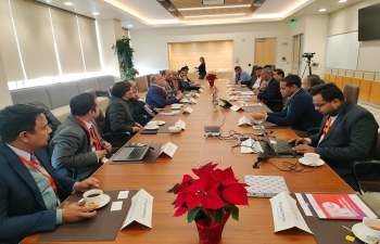 The delegation of @InvestUP led by Hon’ble Finance Minister of UP Mr. Suresh Kumar Khanna visited the Bloom Energy in Silicon Valley.  The Chairman Mr. K.R. Sridhar detailed the technology and also its significance for data centers, hospitals, semi-conductor industry as it can provide uninterrupted power supply which is cleaner.  He also said that he currently sources about 20% of equipment for his factories in USA from India.