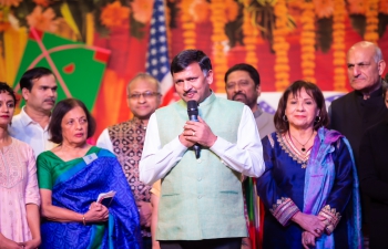 The Association of Indo Americans (AIA) & Bay Area Telugu Association @manabata celebrated #RepublicDay and #sankranti2023 at India Community Center @Indiacc in Milpitas. Present in the event were community, San Jose Mayor Matt Mahan @MattMahanSJ, Oakland City Councilmember Janani Ramachandran @Janani4Oakland, CA Assembly Member Alex Lee @alex_lee & elected leaders. A celebration of ‘Unity in Diversity'. Consul General in his address thanked Mayors, newly elected Councilmembers of India origin and wished them success in their endeavors. He also mentioned about ‘International Year of Millets’ and India’s Chairmanship of G20.