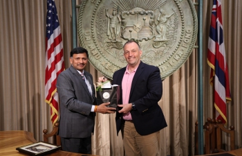 On April 26, 2023, Consul General Dr. T.V. Nagendra Prasad called on Hawaii Governor Dr. Rosh Green at his office in Honolulu. Governor Green mentioned about his fond memories of visit to India (Chennai) during his student days. He appreciated India’s diversity and economic growth. The growing India-US relations were discussed including US-Indo PACOM. To Consul General’s invitation, Governor expressed interest in visiting Goa and another State to follow up on Goa-Hawaii Sister State relationship.