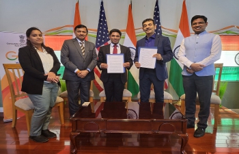 During the visit of Telangana State Sr. Principal Secretary for IT and Industries Shri Jayesh Ranjan @jayesh_ranjan and Shri E Vishnu Vardhan Reddy, Special Secretary, Investment Promotion & NRI Affairs to San Francisco, substantial announcements from Aurum Equity Partners @AurumEP, Grid Dynamics @GridDynamics and Plume @plume for investments and expansion were made at the meetings held in #Gadar Memorial Hall. An MoU was signed between the Institute of Transportation Studies – UC Davis @ITS_UCDavis and #Telangana State on Zero Emission Vehicle (ZEV) for tech collaboration.
