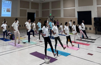 Consulate General of India, San Francisco in collaboration with India Cultural Center, Utah celebrated the 10th international yoga day in Salt Lake City with a refreshing yoga session attended by participants of all age groups. Vice Consul Ms. Himani Dhamija addressed the gathering highlighting the benefits of yoga and how in today’s fast paced world, yoga has evolved into an essential practice which everyone must incorporate to maintain healthy and stressfree lifestyle.